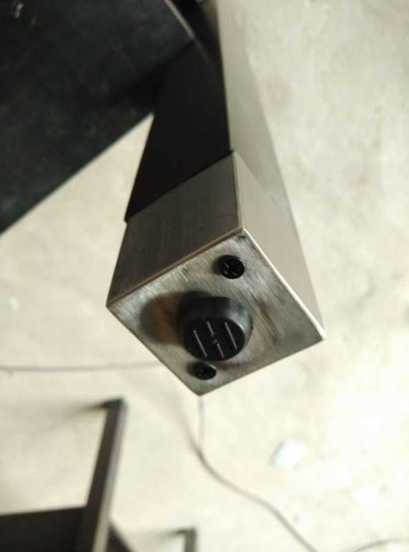 Adjustable Leg Support